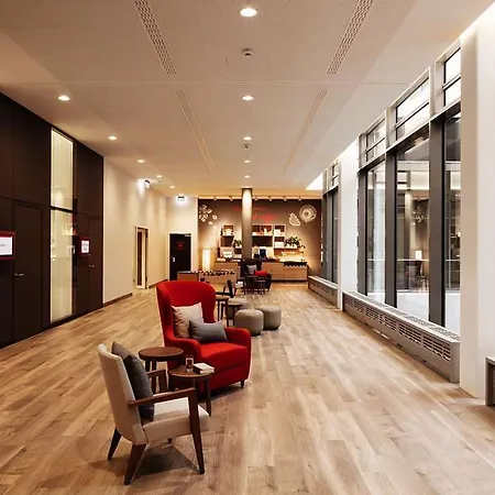 מלון Intercityhotel Frankfurt Hbf 4*