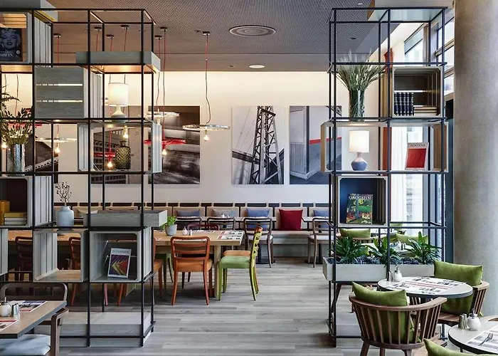 מלון Intercityhotel Frankfurt Hbf פרנקפורט