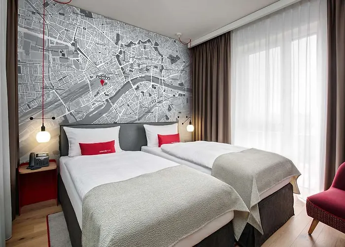 Intercityhotel Frankfurt Hbf מלון פרנקפורט