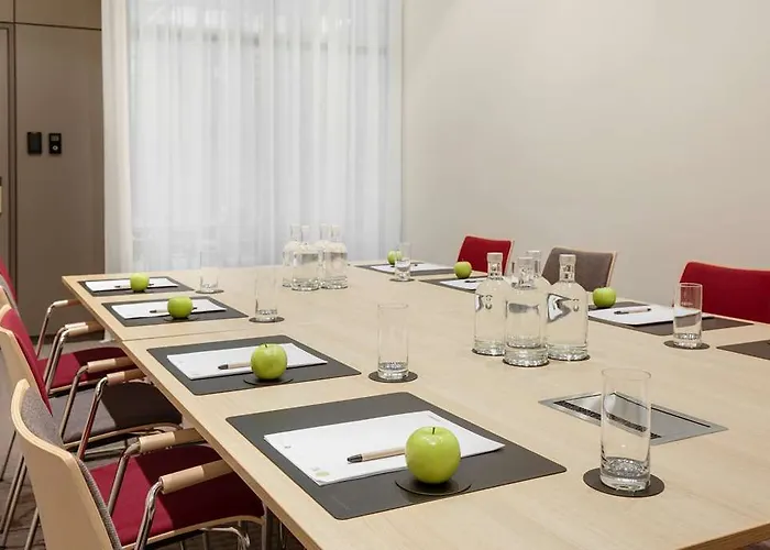 מלון Intercityhotel Frankfurt Hbf פרנקפורט