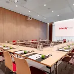 Intercityhotel Frankfurt Hbf 4*